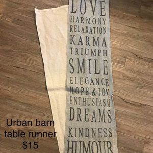 Table runner